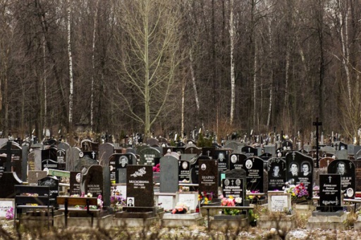 Власти Петербурга в 12 раз увеличат расходы на содержание кладбищ в 2021 году