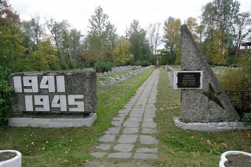 Погибшие под Нарвой солдаты будут перезахоронены в Санкт-Петербурге