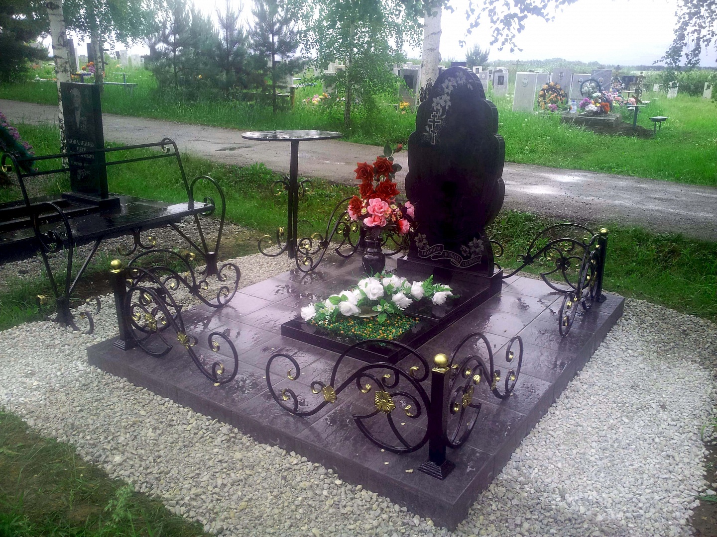 дизайн могилок на кладбище фото